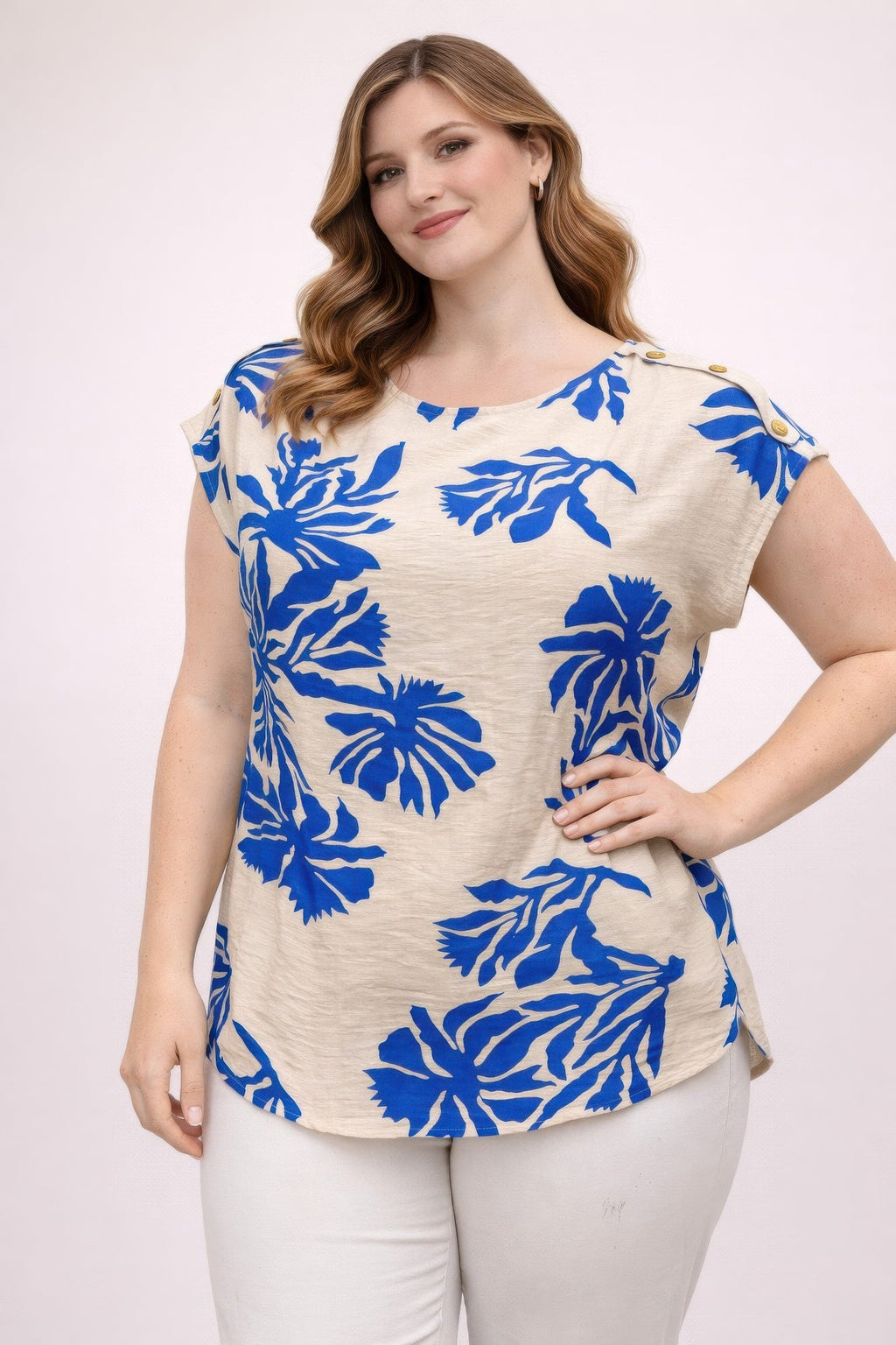 Top ample grande taille imprimé tropical bleu sur fond clair, encolure ronde