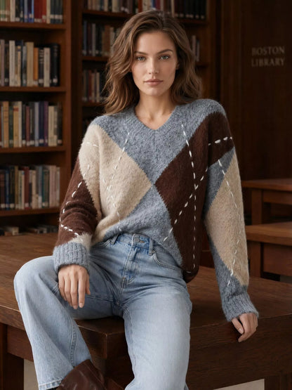 Pull femme ample à col en V et motif losanges – vue 9