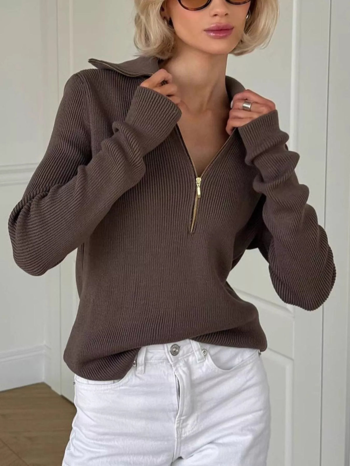 Pull en maille côtelée à demi-zip pour femme – vue 1