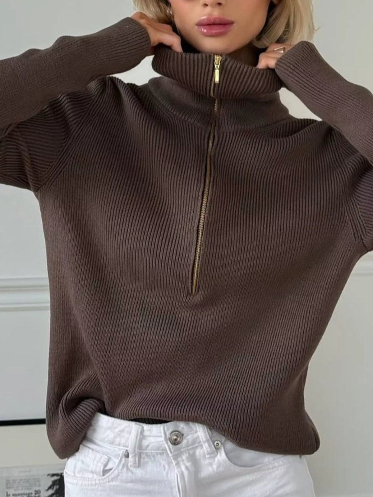 Pull en maille côtelée à demi-zip pour femme – vue 4
