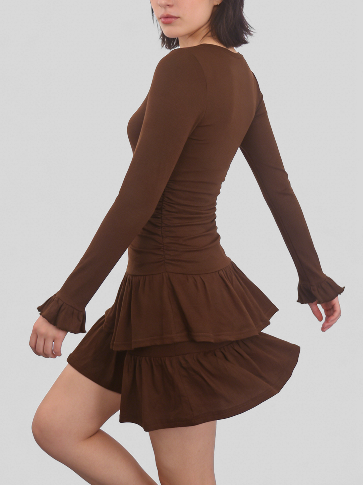 Robe courte rétro marron à col V et volants superposés pour femme – vue 2
