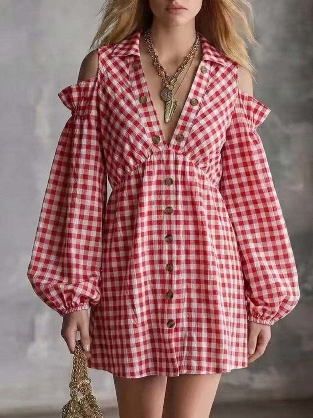 Robe courte vichy à épaules dénudées pour femme – vue 7