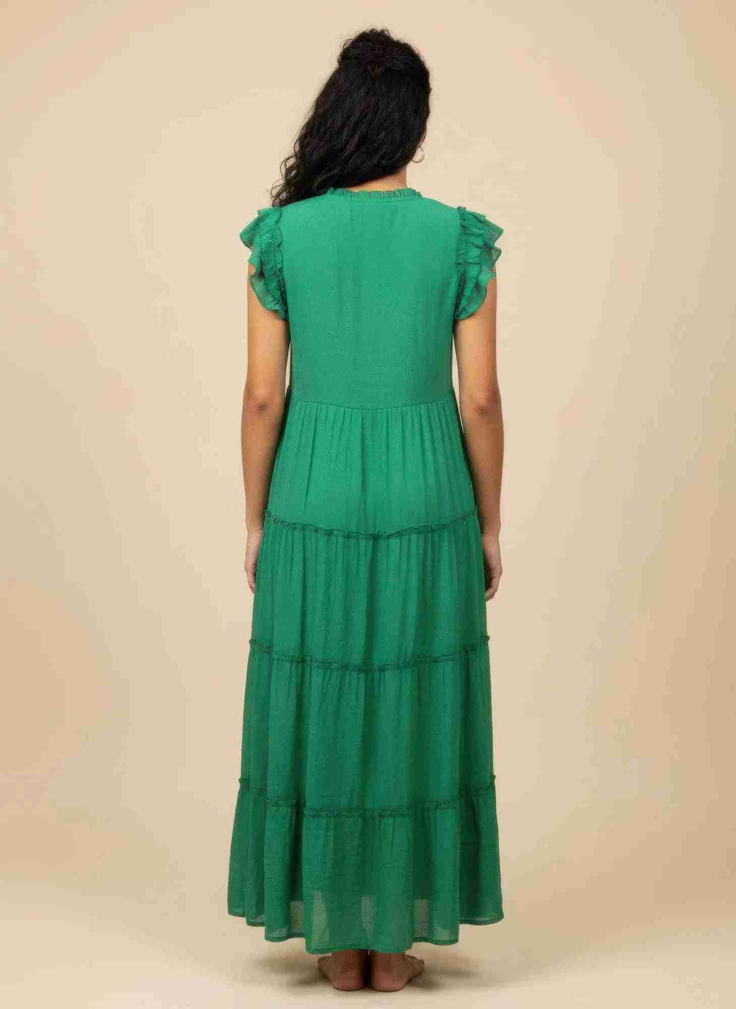 Robe verte mi-longue à volants, vue arrière, manches courtes à volants