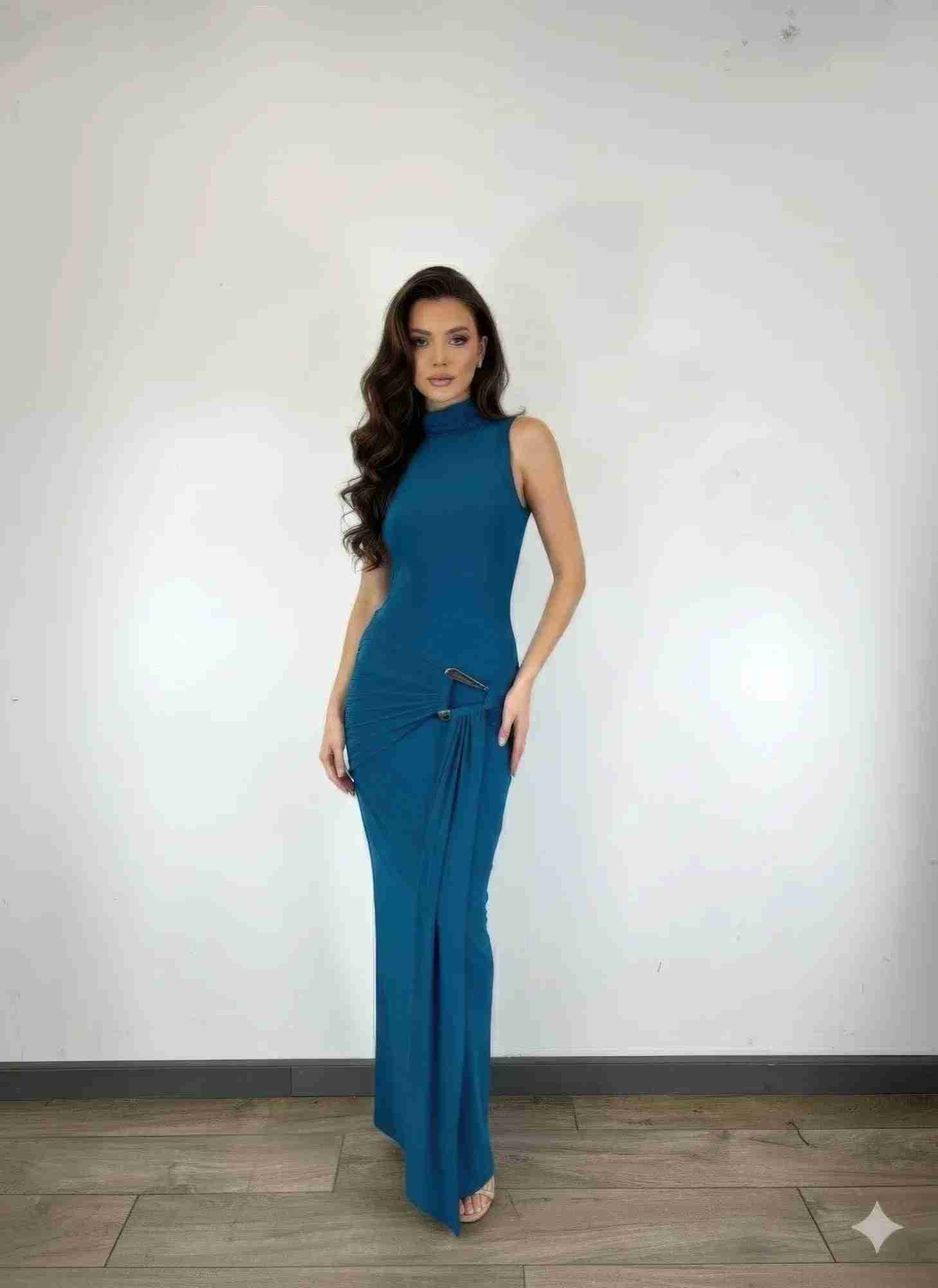 Robe Longue Turquoise Col Roulé Drapée – Éclat Moderne Chic Oléna-Fashion