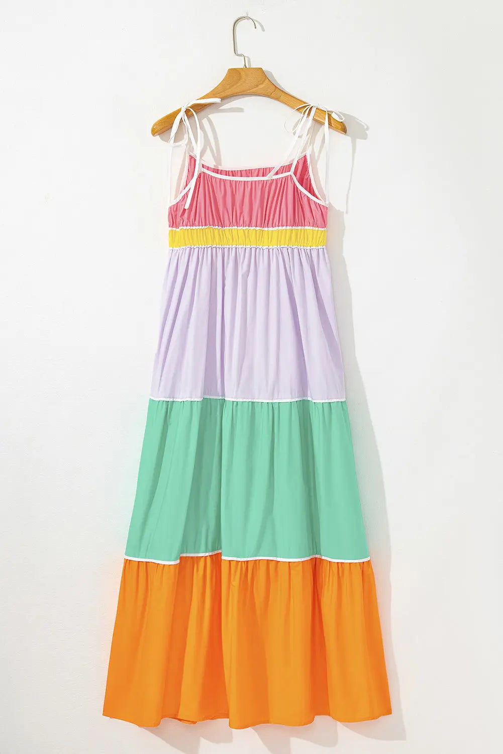 Robe maxi colorblock multicolore à bretelles nouées, volants lilas, menthe et orange.
