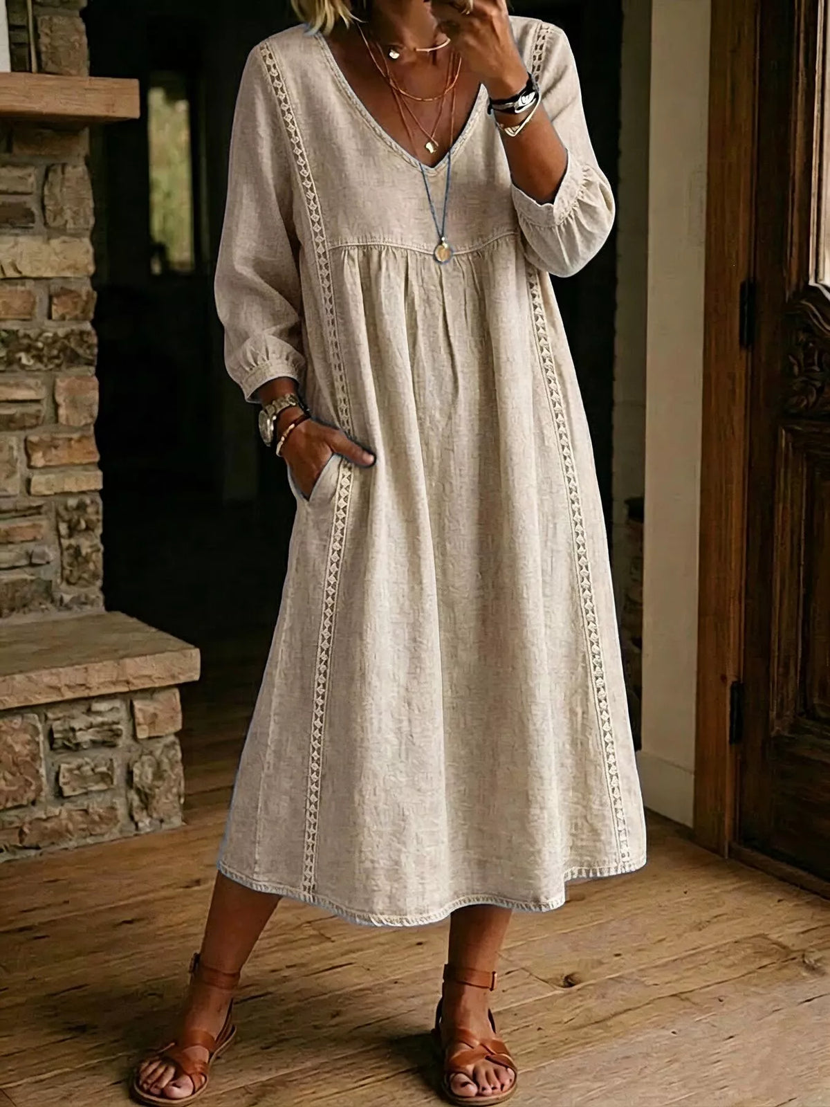 Robe midi en dentelle à manches longues et poches pour femme – vue 5