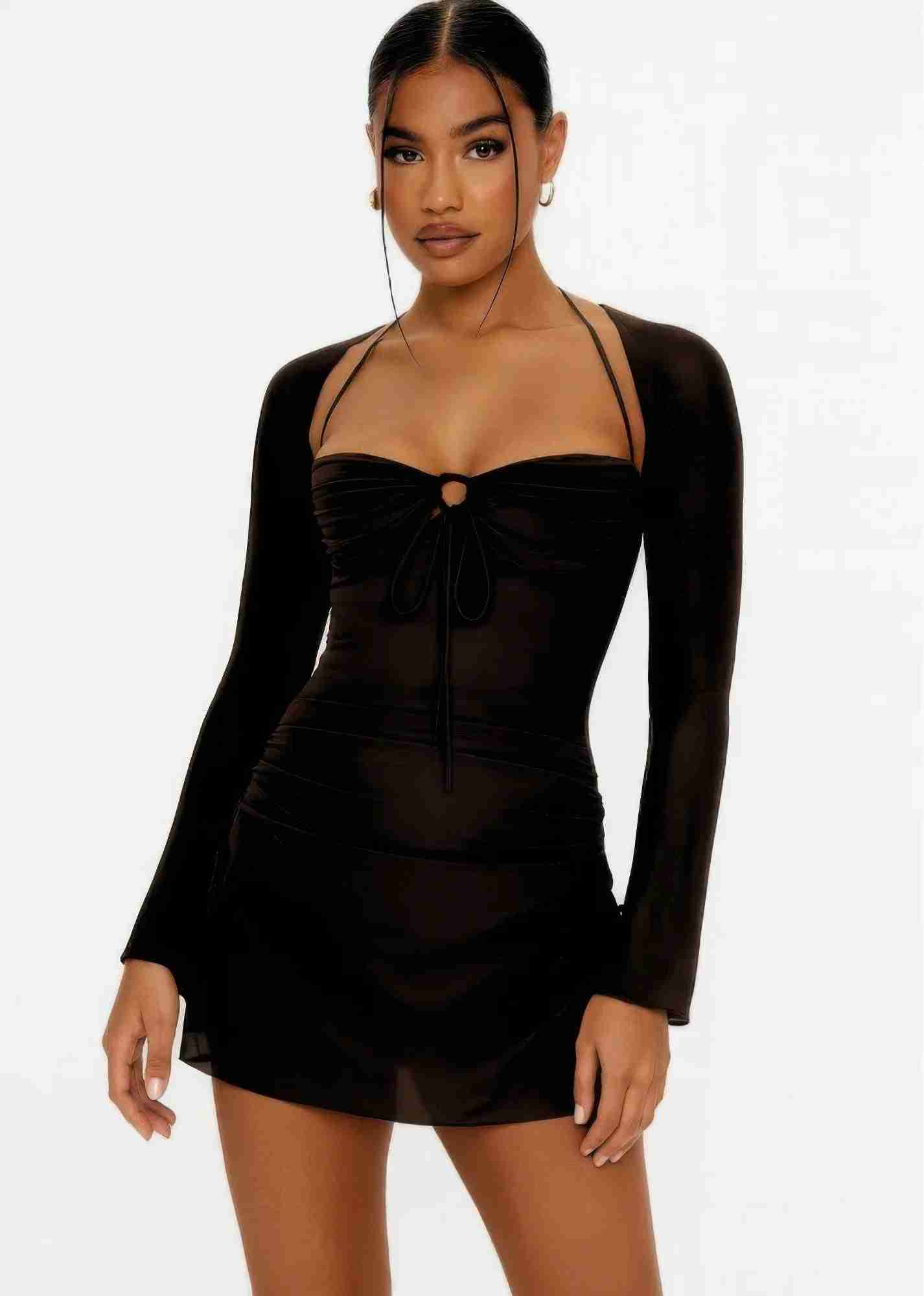 Robe Mini Halter Manches Évasées Découpées by CCWHOLESALECLOTHING
