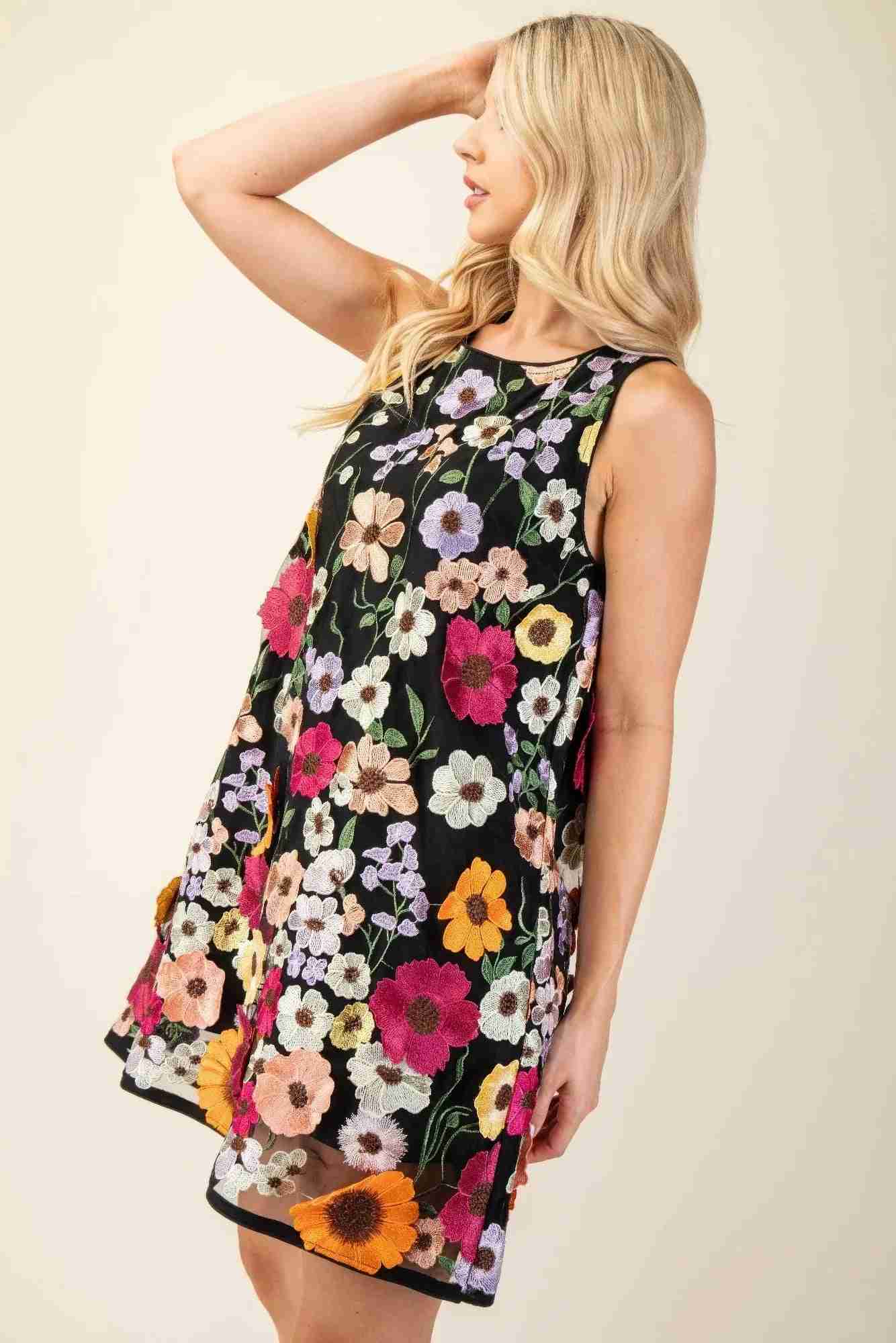 Robe Mini Sans Manches Broderie Florale 3D by CCWHOLESALECLOTHING