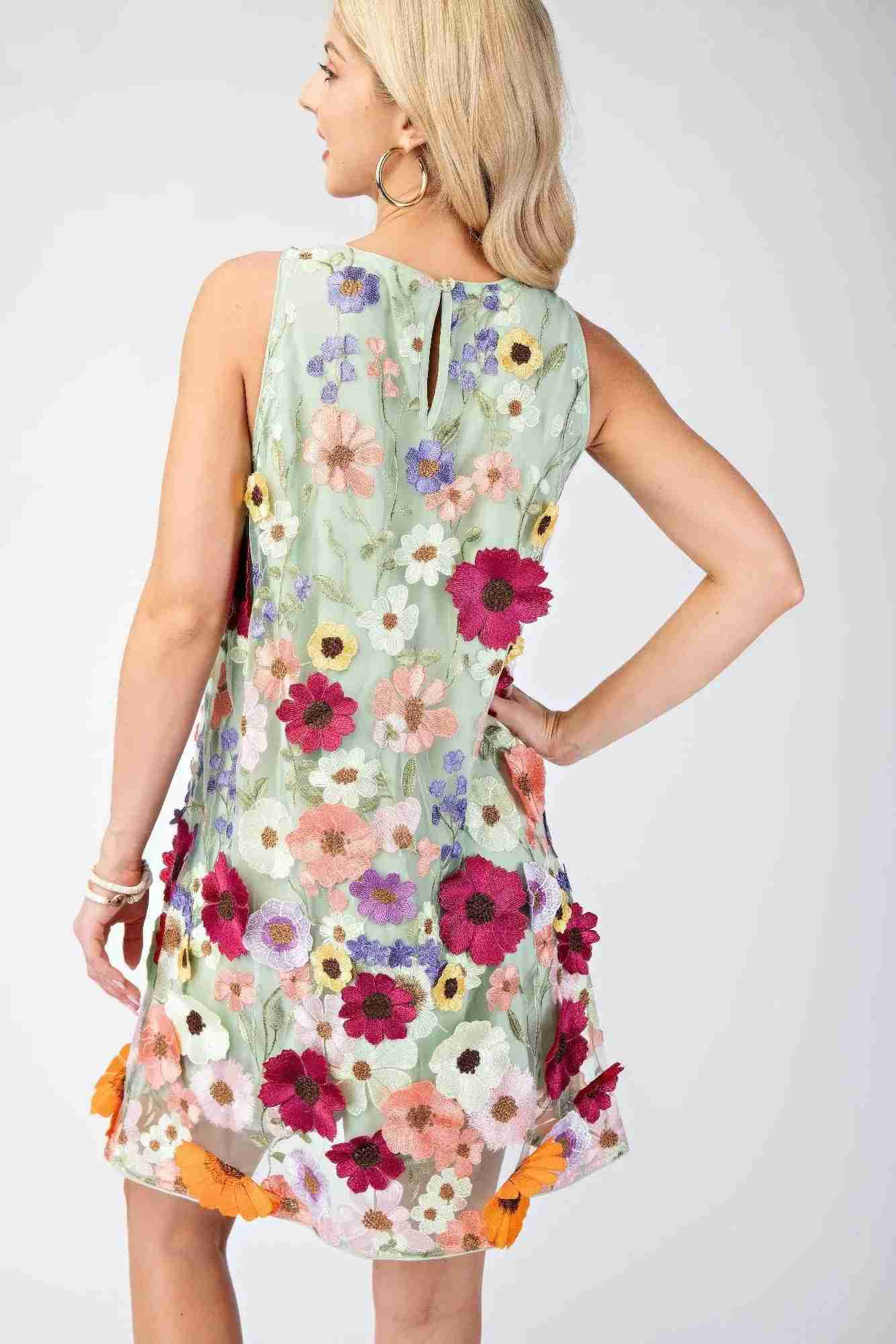 Robe Mini Sans Manches Broderie Florale 3D by CCWHOLESALECLOTHING