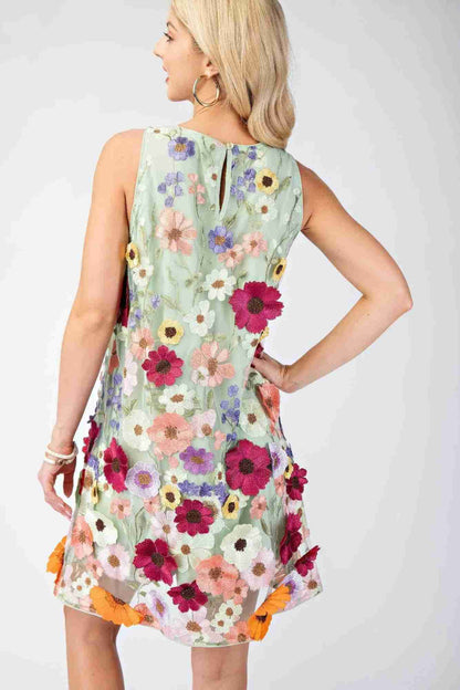 Robe Mini Sans Manches Broderie Florale 3D by CCWHOLESALECLOTHING