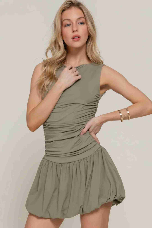 Robe Mini Sans Manches Col Bateau Jupe Volumineuse by CCWHOLESALECLOTHING