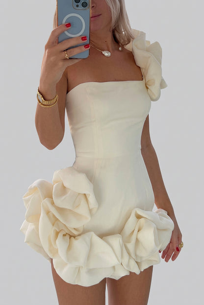 Robe mini une épaule à volants blanc cassé pour femme – vue 4