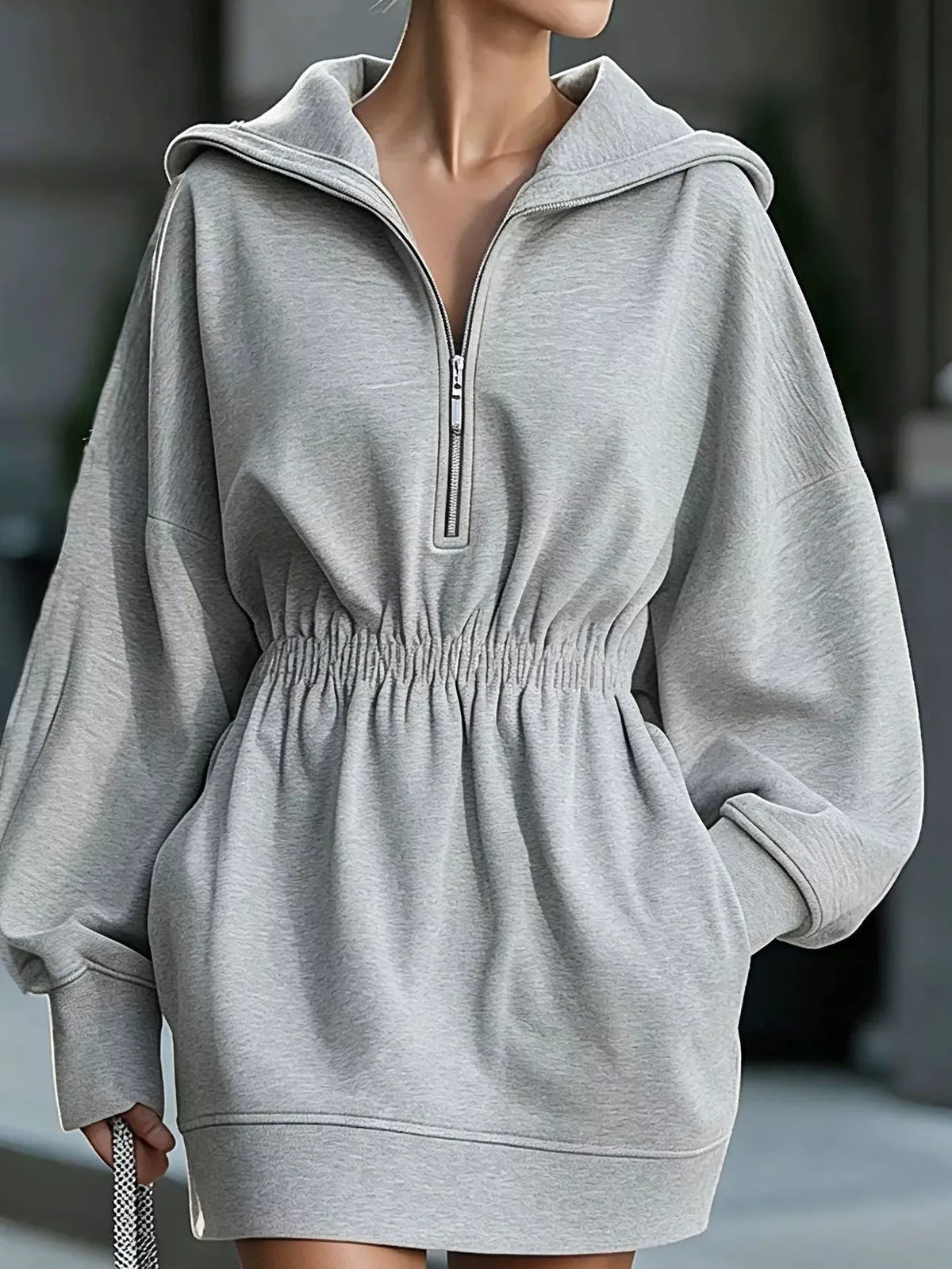 Robe sweat à capuche à demi-zip et poches pour femme – vue 4