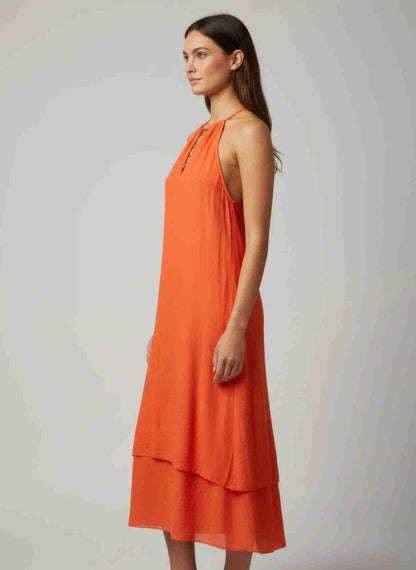 Robe Unie Sans Manches Ourlet Asymétrique Détail Collier Doré Femme – 4 Coloris by CCWHOLESALECLOTHING