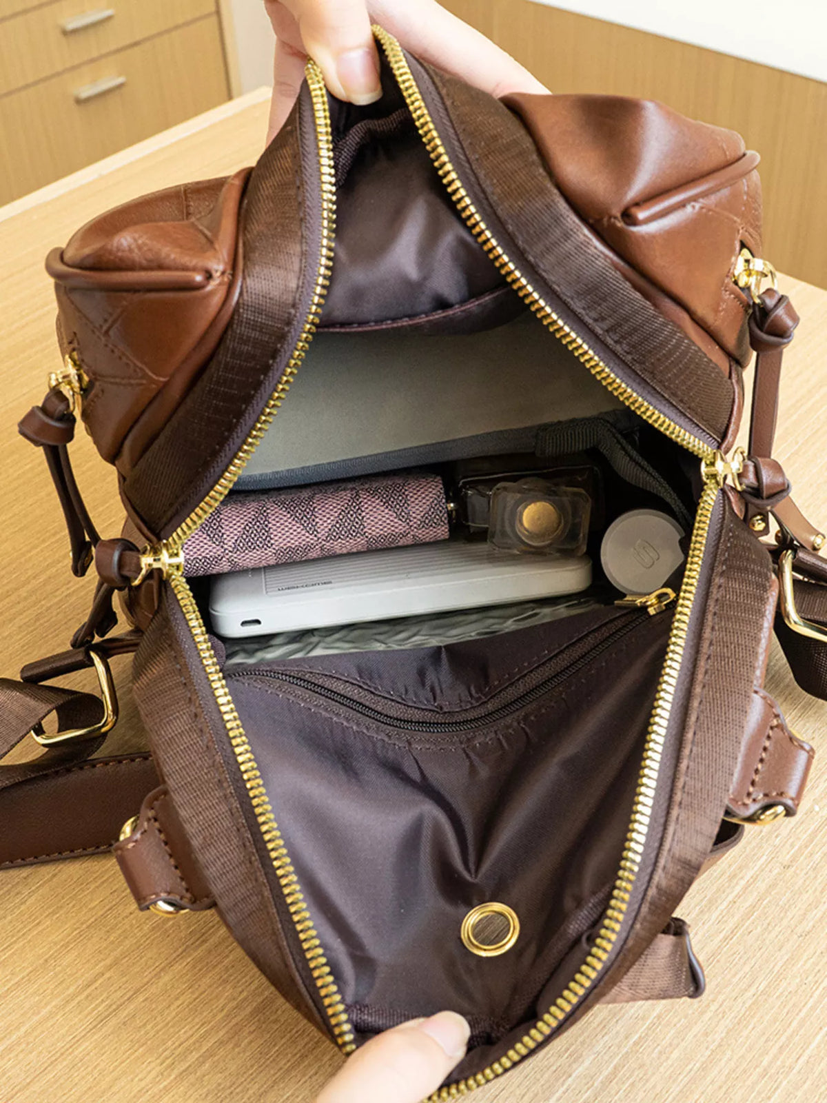 Sac à dos convertible patchwork en faux cuir marron pour femme – vue 9