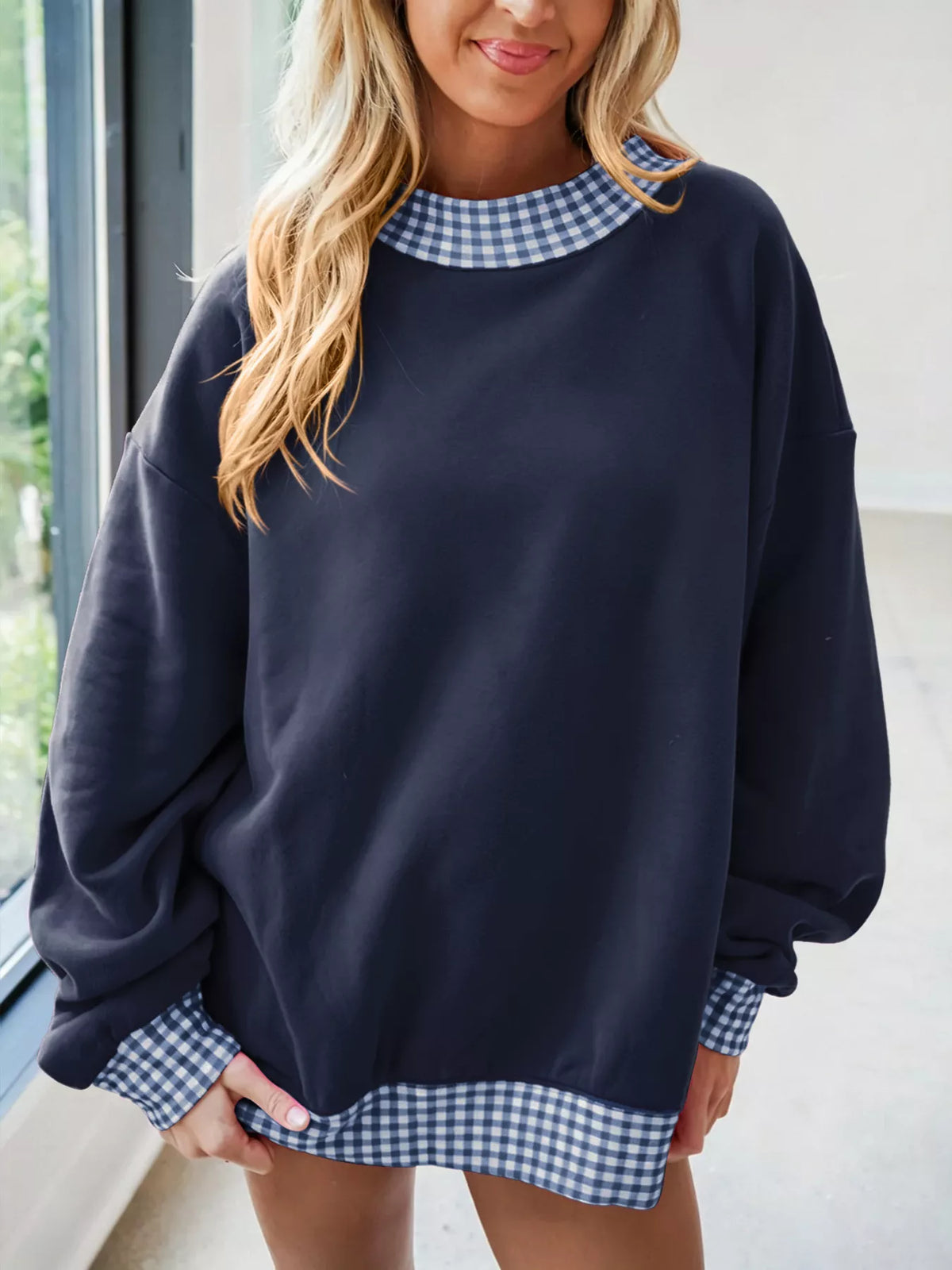 Sweat femme à épaules tombantes et bordure vichy – vue 6