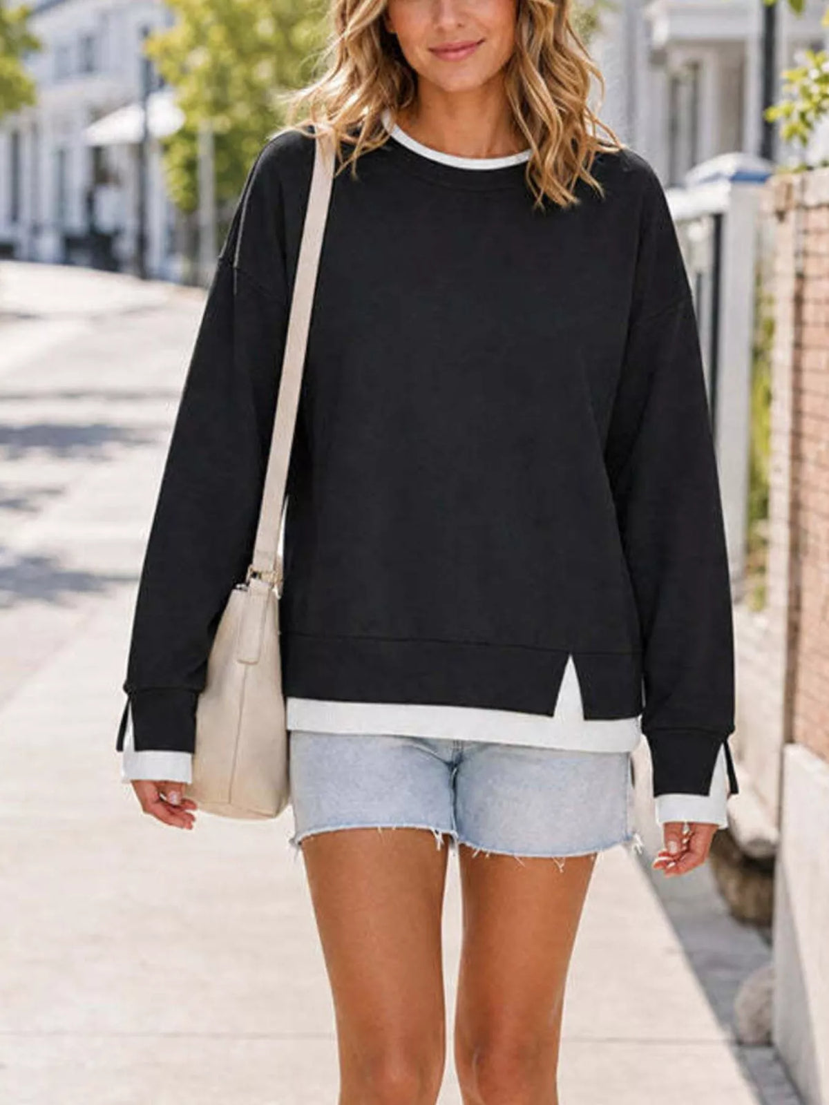 Sweat-shirt femme col rond à bords côtelés contrastés – vue 11