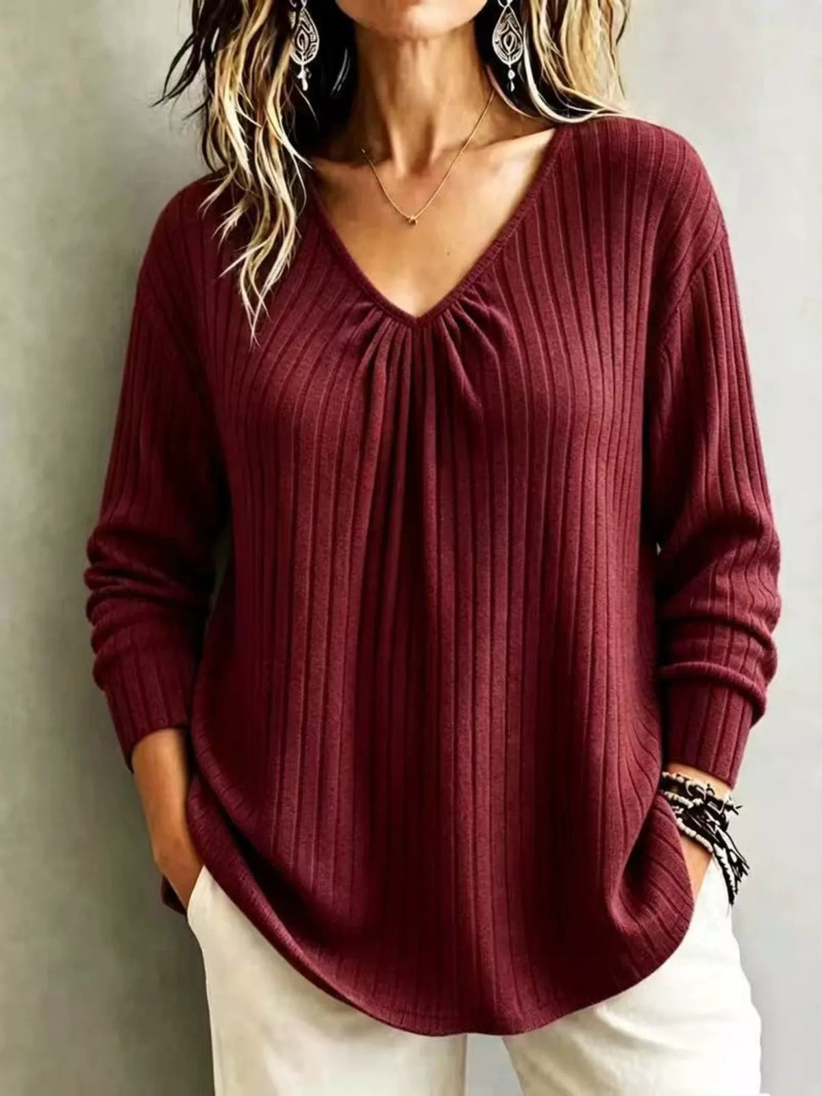 T-shirt côtelé à col V et manches longues pour femme – vue 2