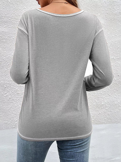 T-shirt manches longues à coutures apparentes et boutons décoratifs pour femme – vue 17