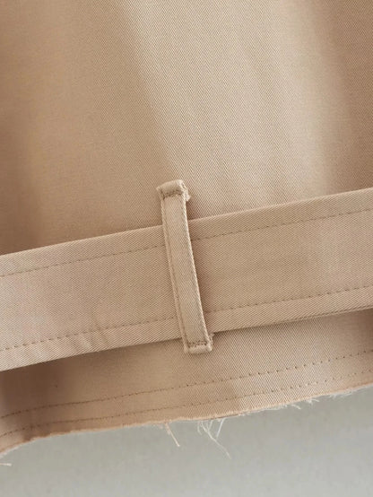 Trench court ceinturé beige à double boutonnage pour femme, style vintage – vue 14
