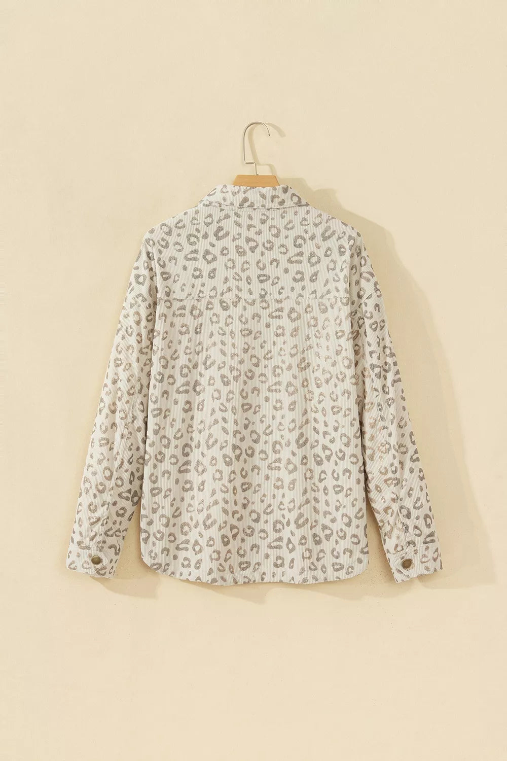 Veste chemise en velours côtelé imprimé léopard kaki pour femme – vue 8