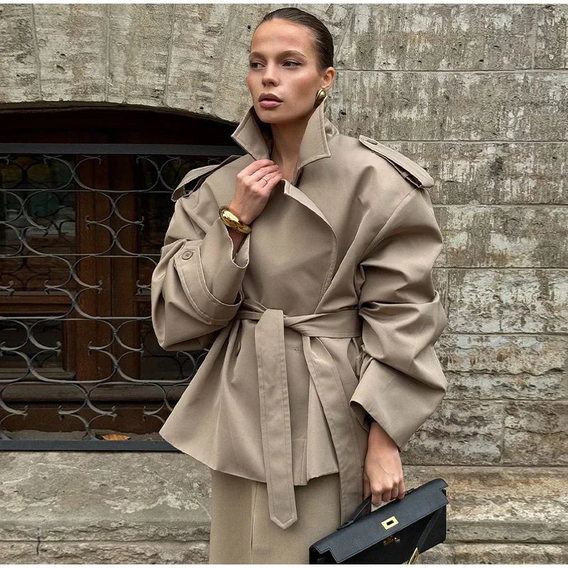 Veste courte femme à double boutonnage, revers et ceinture à nouer – vue 20