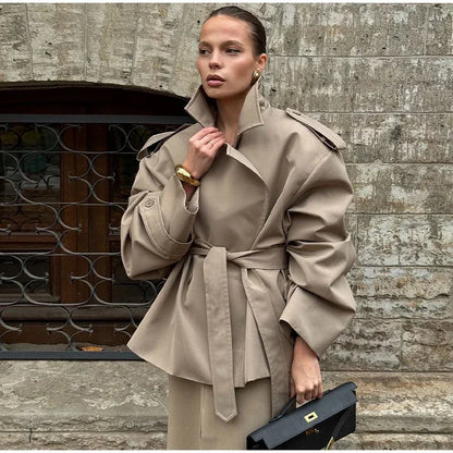 Veste courte femme à double boutonnage, revers et ceinture à nouer – vue 20