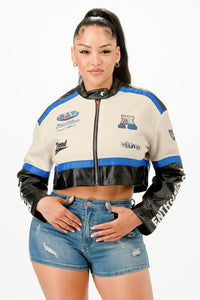 Veste courte zippée ivoire/noire, col montant, liseré bleu et imprimés graphiques