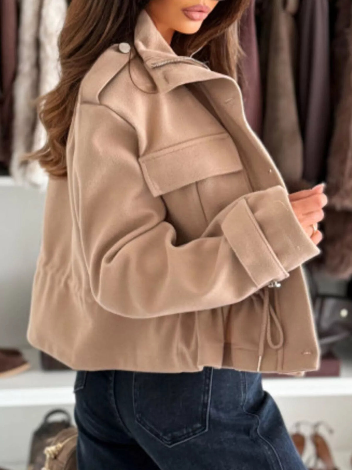 Veste femme boutonnée à cordon de serrage et poches – vue 4