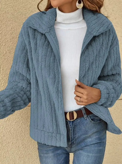 Veste femme grande taille en fausse fourrure à zip – vue 5