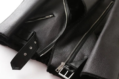 Veste motard femme en fausse fourrure d'agneau, très épaisse et zippée – vue 27
