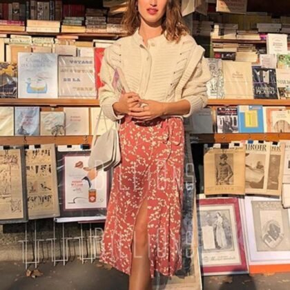 Une Jupe Midi Vintage Imprimée 100% Féminine